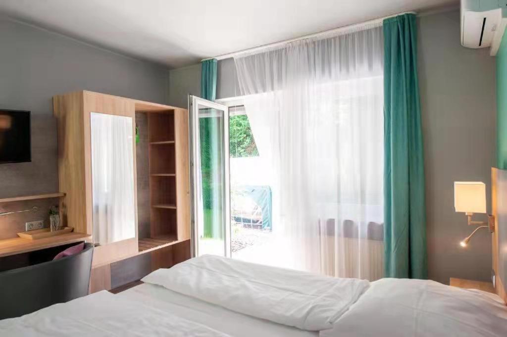 Hotel Bluechertal באכאראך מראה חיצוני תמונה